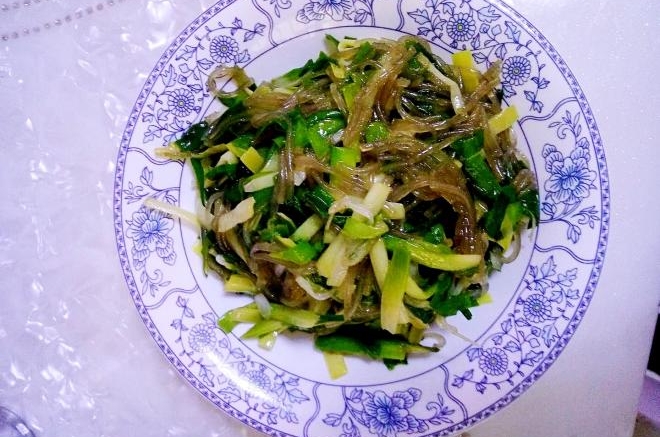 春韭拌粉丝