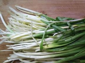 韭菜清洗干净