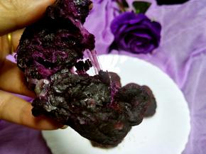 看，我拉丝的芝士，炸好虽然颜色没有那么美腻，可是味道还不错，不油腻！可以多吃几个