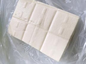 嫩豆腐一块