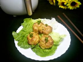 装盘子，撒上点葱花