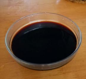 所有配料混合，加入半碗水化开。