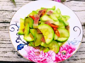 出锅装盘，可以吃啦