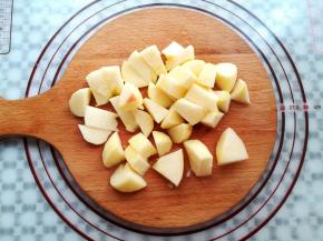 苹果再切成小块