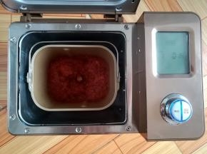 果酱熬到比较浓稠的时候就可以关火了