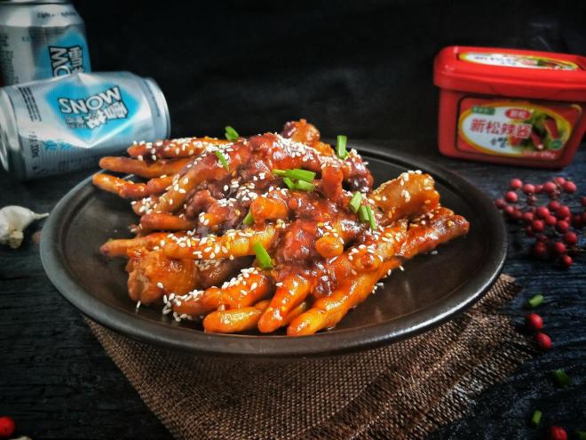 入口即化的韩式辣鸡爪