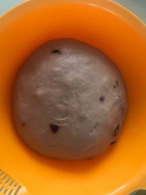 发到原来的两倍到两倍半这么大，手指戳进去不回缩即可