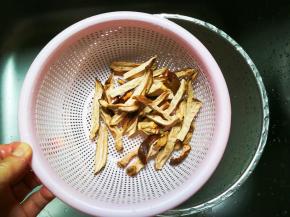 山芋干清洗干净