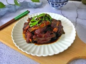 味道浓郁的茄汁排骨。