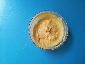 搅拌好的玉米面糊