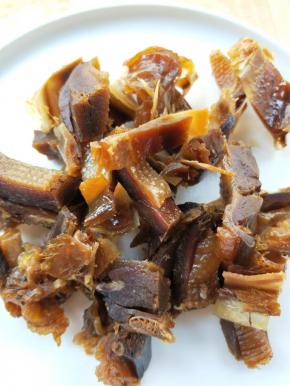 取出，切小块。