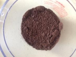 奥利奥碎打成粉