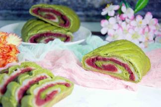 烤箱预热160度，入烤箱烤30分钟，10分钟后加盖锡纸