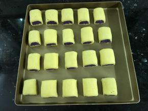 做好后码入烤盘。