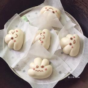 发好的面团，直接开中小火蒸18分钟，关火后焖5分钟再开锅