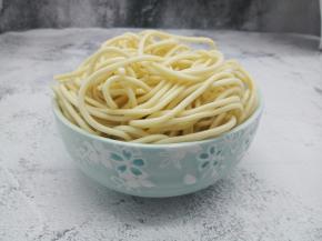 熟碱面300克，3个人的量