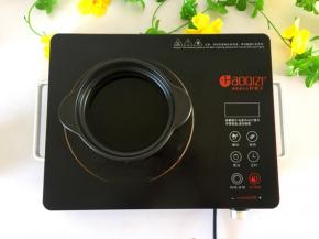 准备一个砂锅煲.里面放清水