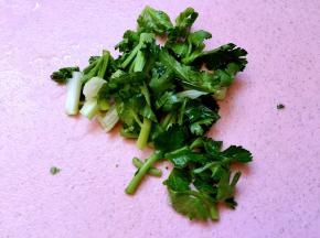 香菜切碎
