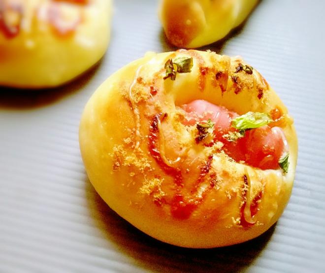 萌萌哒肠仔小面包