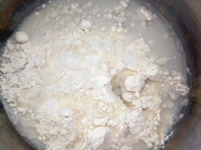 汤种材料混合均匀，放凉备用