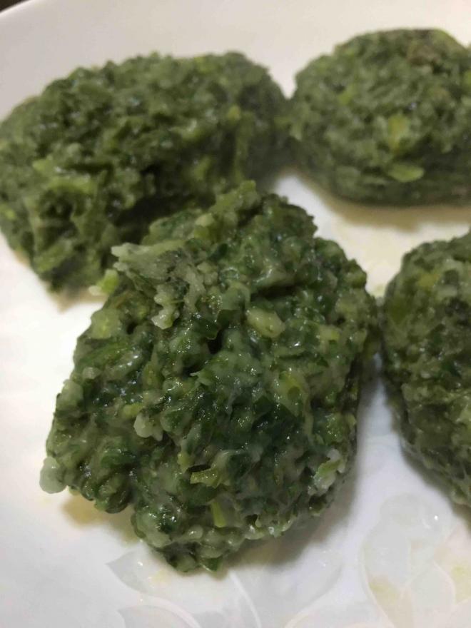 荠菜馍（菜疙瘩）