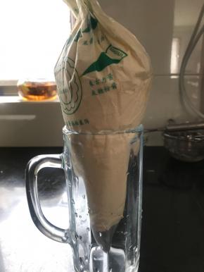 装进裱花袋备用