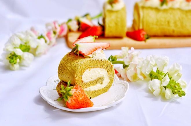 草莓抹茶卷