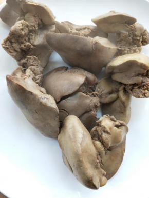 沥干，稍放凉。