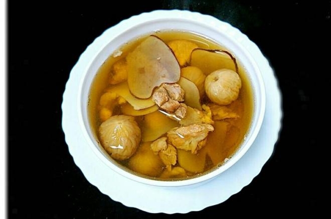 海底椰无花果瘦肉汤