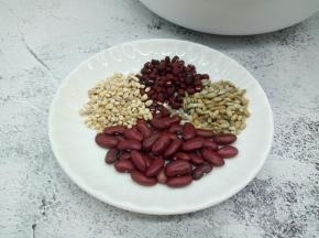 原材料大麦10克，红芸豆20克，红豆10，高原蓝青稞10克