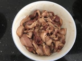 再次搞拌均匀腌制半小时