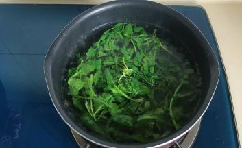 水开后继续煮半分钟