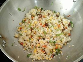 翻炒均匀，即可出锅。