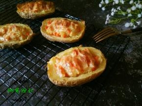 放入烤箱上下管180度，烤20分钟。