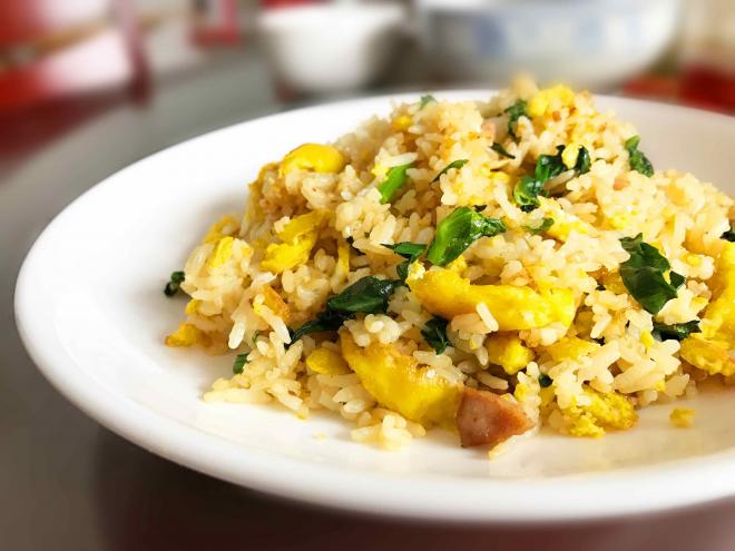 金黄炒饭