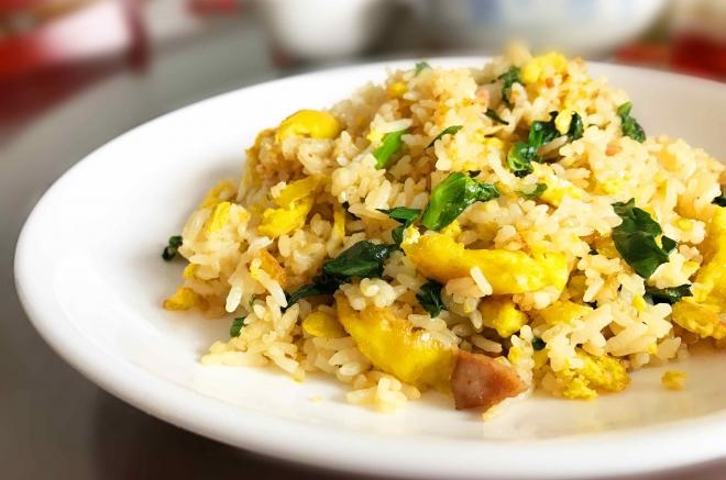金黄炒饭