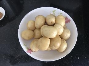 我是用牙刷一个个刷干净的