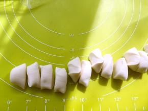 之后分切成同等大小