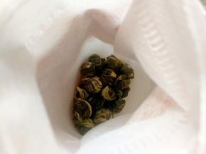 茶叶用调味包包起来