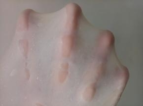 直到揉出手膜。