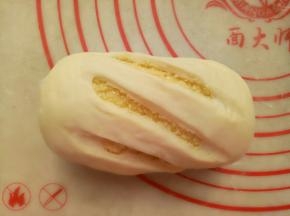 然后翻面卷起来