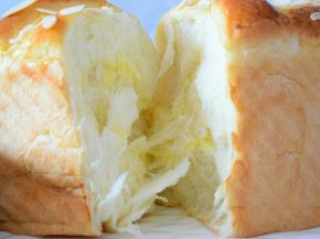 掰开看看，椰蓉满满哦！