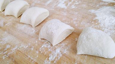 切成等量的剂子。