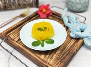 可以中餐做装饰用。