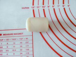 从一端卷起，静置15分钟