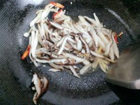 放香菇煸炒