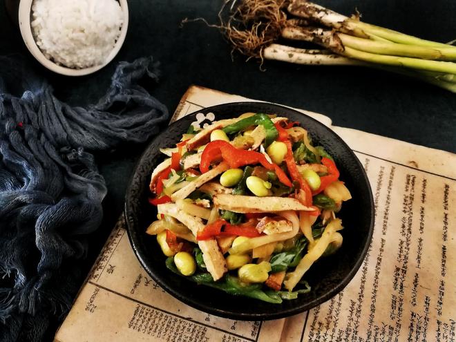 辣椒毛豆炒香干