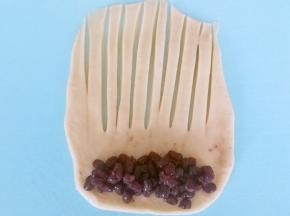 一头放入蜜红豆