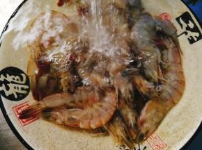 全部弄好后再用清水冲洗干净