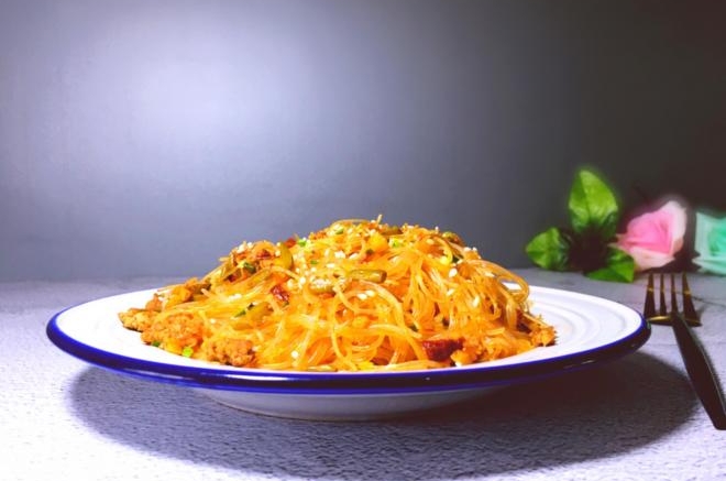 酸豆角肉末粉丝